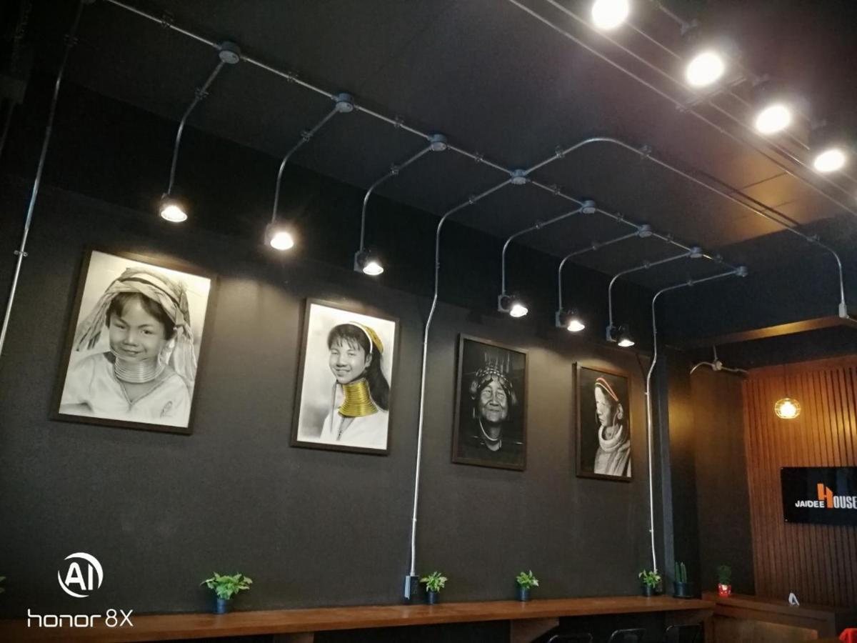 Jaidee Cafe & Hostel Chiangrai Ban Fang Min Exterior photo